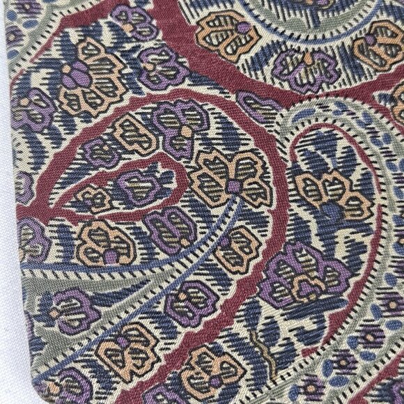 Villa Bugatti Men's Tie Paisley Pattern 100% Italian Silk Cream Red Blue - Picture 3 of 7